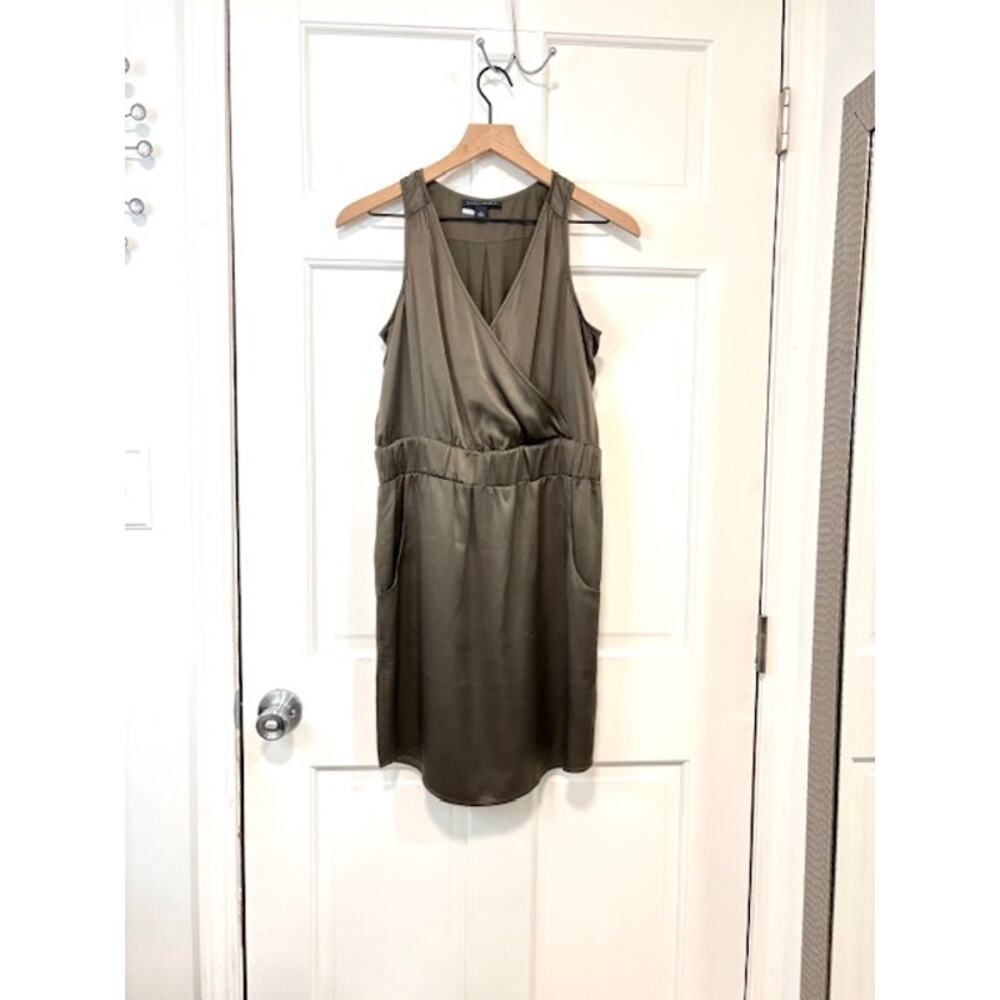 Banana Republic 100% Silk Dress Olive Green Faux Wrap Mini Pockets Size 0 Y2K